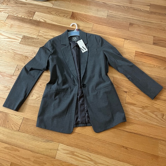Brand New Worthington Gray Blazer - Picture 4 of 6